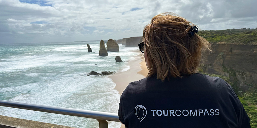 TourCompass-ansatt på Great Ocean Road i Australia